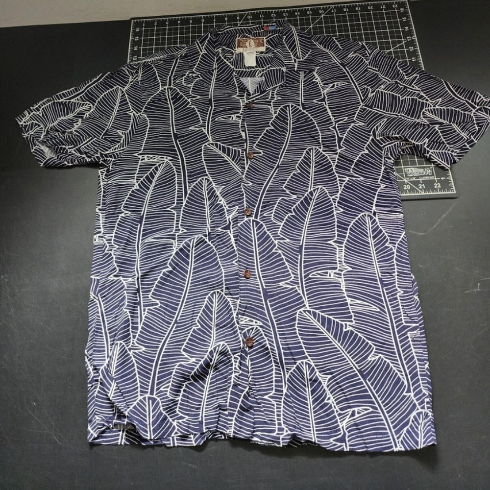 Element Men's Casual Shirt - Black and White Leaf Pattern